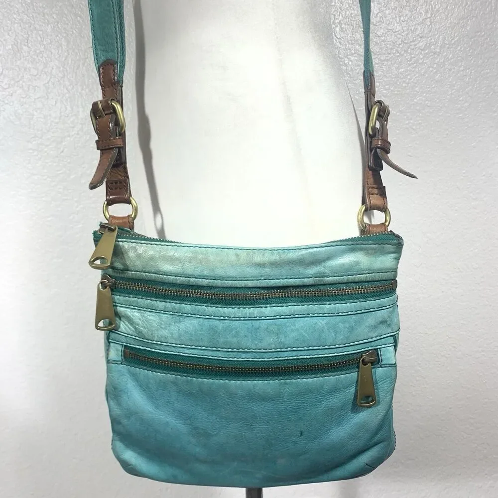 Fossil Explorer Crossbody Purse Teal Leather With 3 Zippers Purse